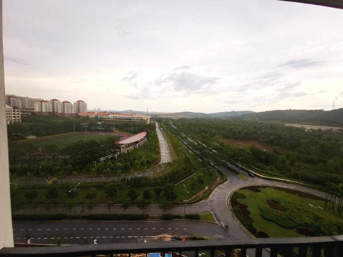 Bell Family Suite @Sepang Kota Warisan Klia מראה חיצוני תמונה